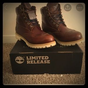 SOLD!!!!!!!!!!!!!!! Timberland Men's 6" Boots